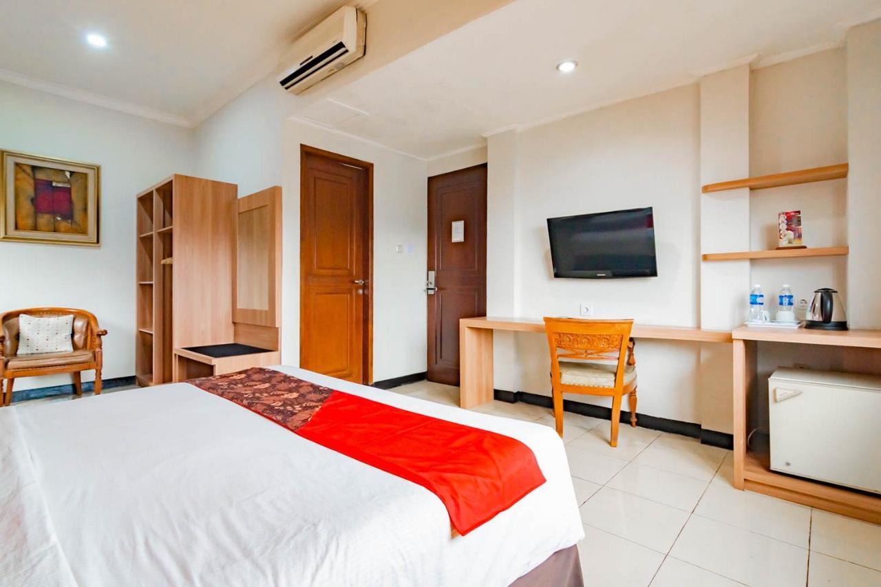 Cihampelas Hotel 2 Mitra Reddoorz Bandung Zewnętrze zdjęcie
