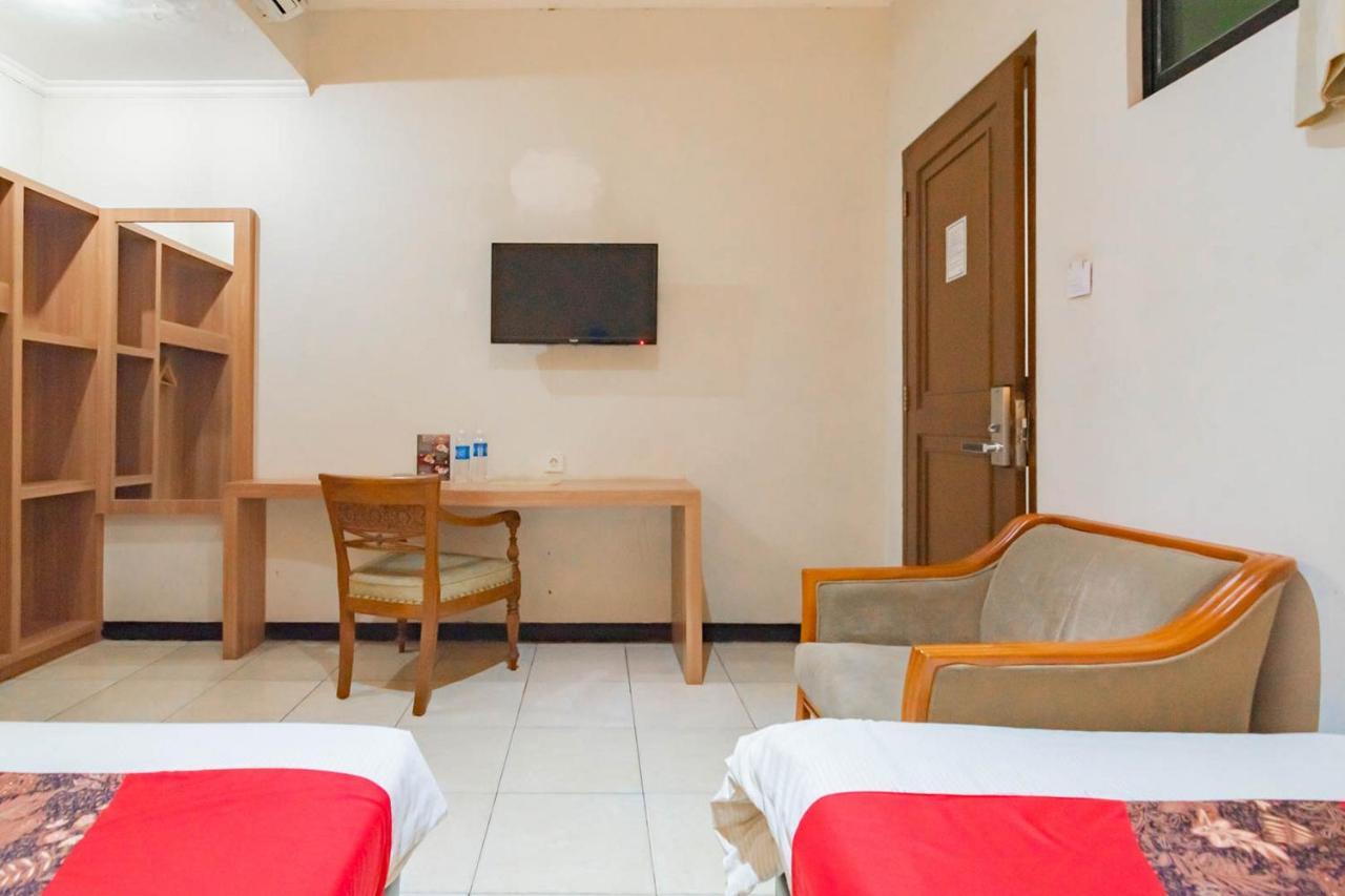 Cihampelas Hotel 2 Mitra Reddoorz Bandung Zewnętrze zdjęcie