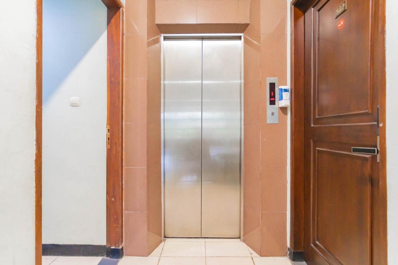 Cihampelas Hotel 2 Mitra Reddoorz Bandung Zewnętrze zdjęcie