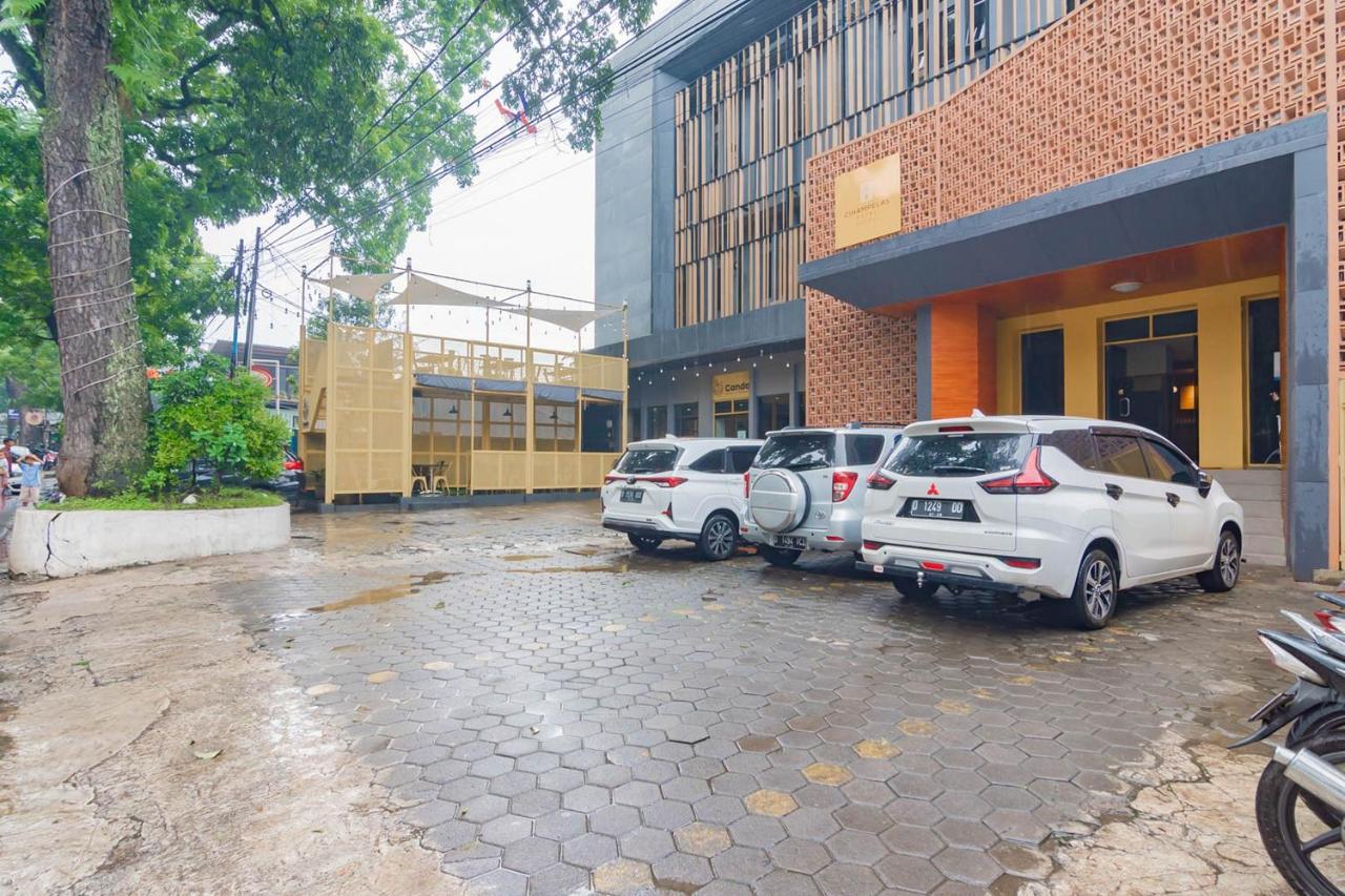 Cihampelas Hotel 2 Mitra Reddoorz Bandung Zewnętrze zdjęcie