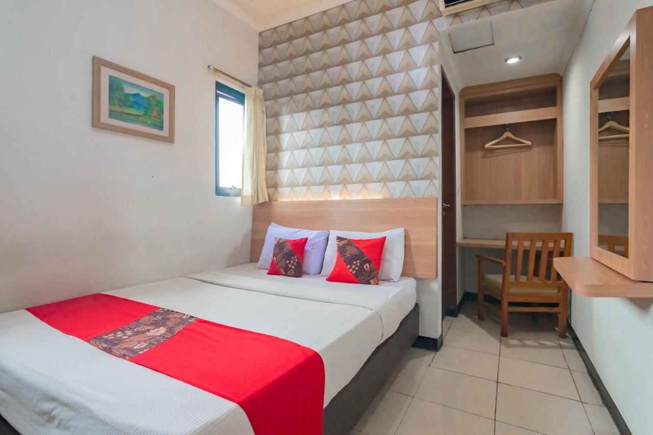 Cihampelas Hotel 2 Mitra Reddoorz Bandung Zewnętrze zdjęcie