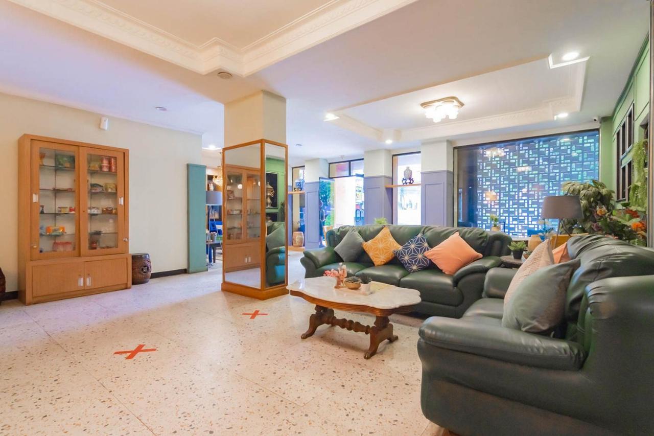 Cihampelas Hotel 2 Mitra Reddoorz Bandung Zewnętrze zdjęcie