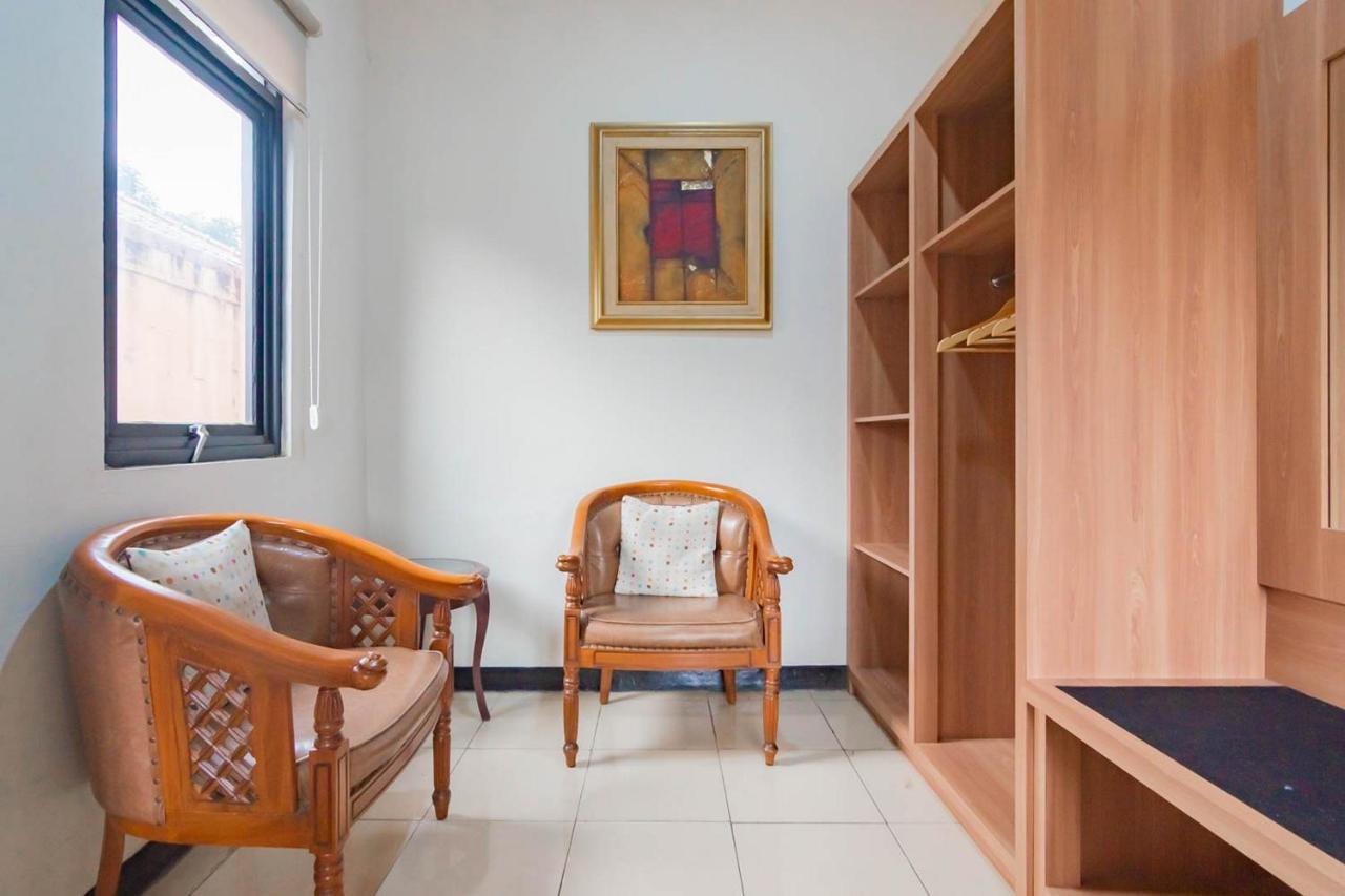 Cihampelas Hotel 2 Mitra Reddoorz Bandung Zewnętrze zdjęcie