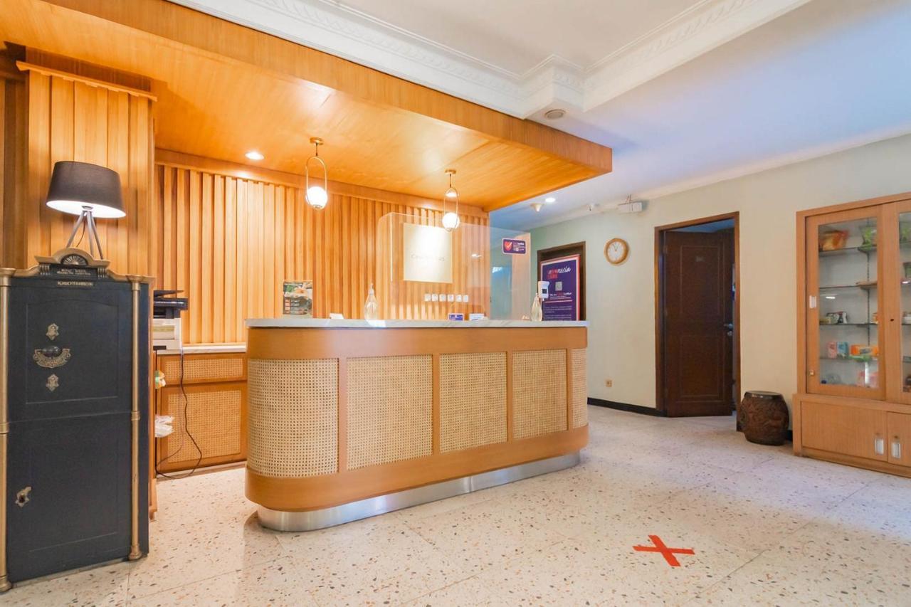 Cihampelas Hotel 2 Mitra Reddoorz Bandung Zewnętrze zdjęcie